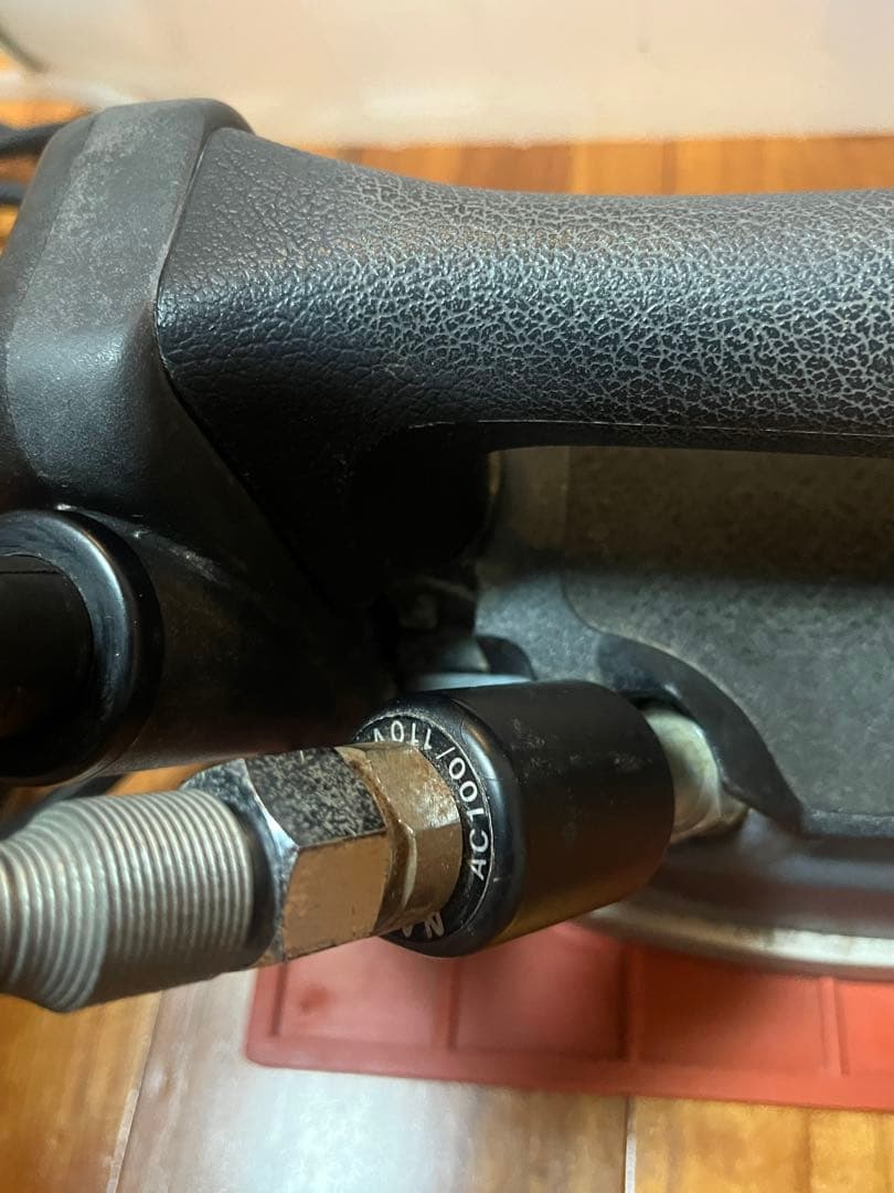 ナオモトアイロン　HYS-520