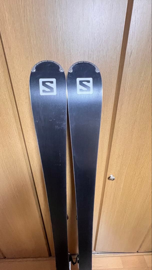 Salomon スキー板・ストック + Atomic ブーツ＋収納バッグ