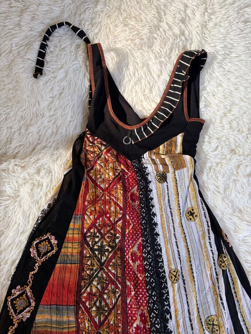 希少♡SAVE THE QUEEN セレブワンピース イタリア製　総柄　刺繍