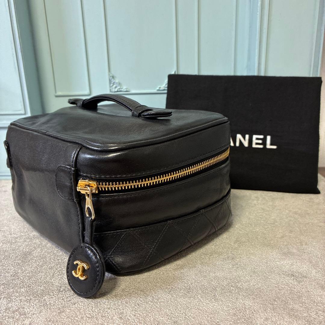シャネル　CHANEL バニティバッグ