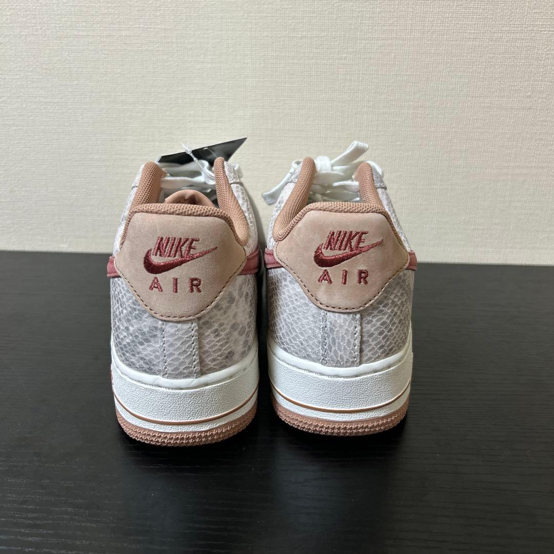 ナイキ エア フォース ワン 25センチ サミットホワイト 蛇