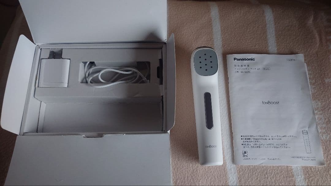 Panasonic IonBoost EH-SS85-W 美顔器