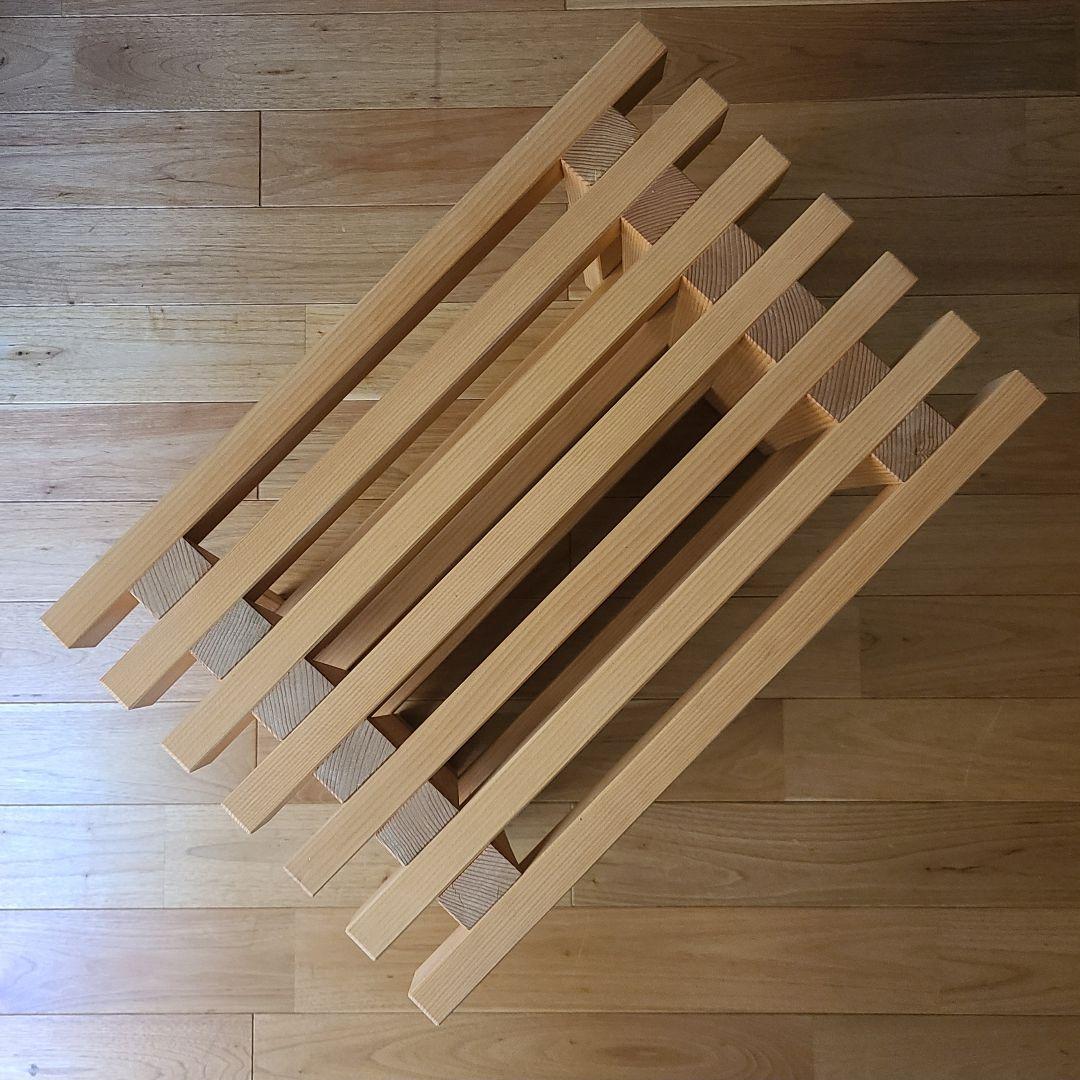 木製スラットデザインテーブル　格子　日本製　職人　サイドテーブル　花台　スツール