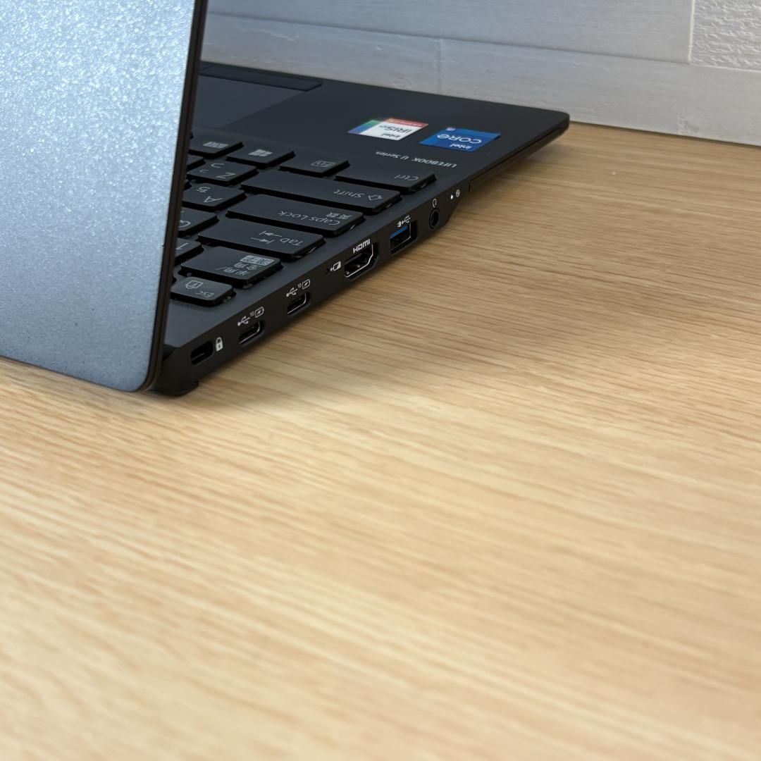 富士通　11世代i5　ノートパソコン　Windows11　オフィス付き　10