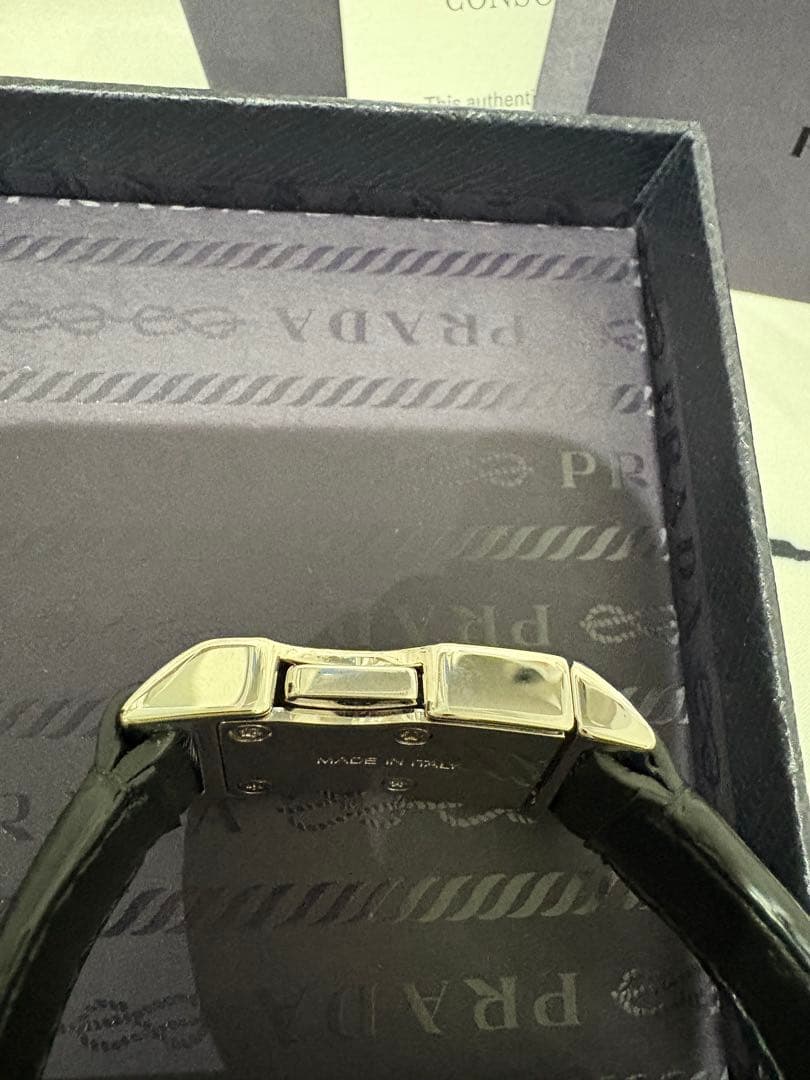 グリコさま PRADA サフィアーノ レザー ブレスレット