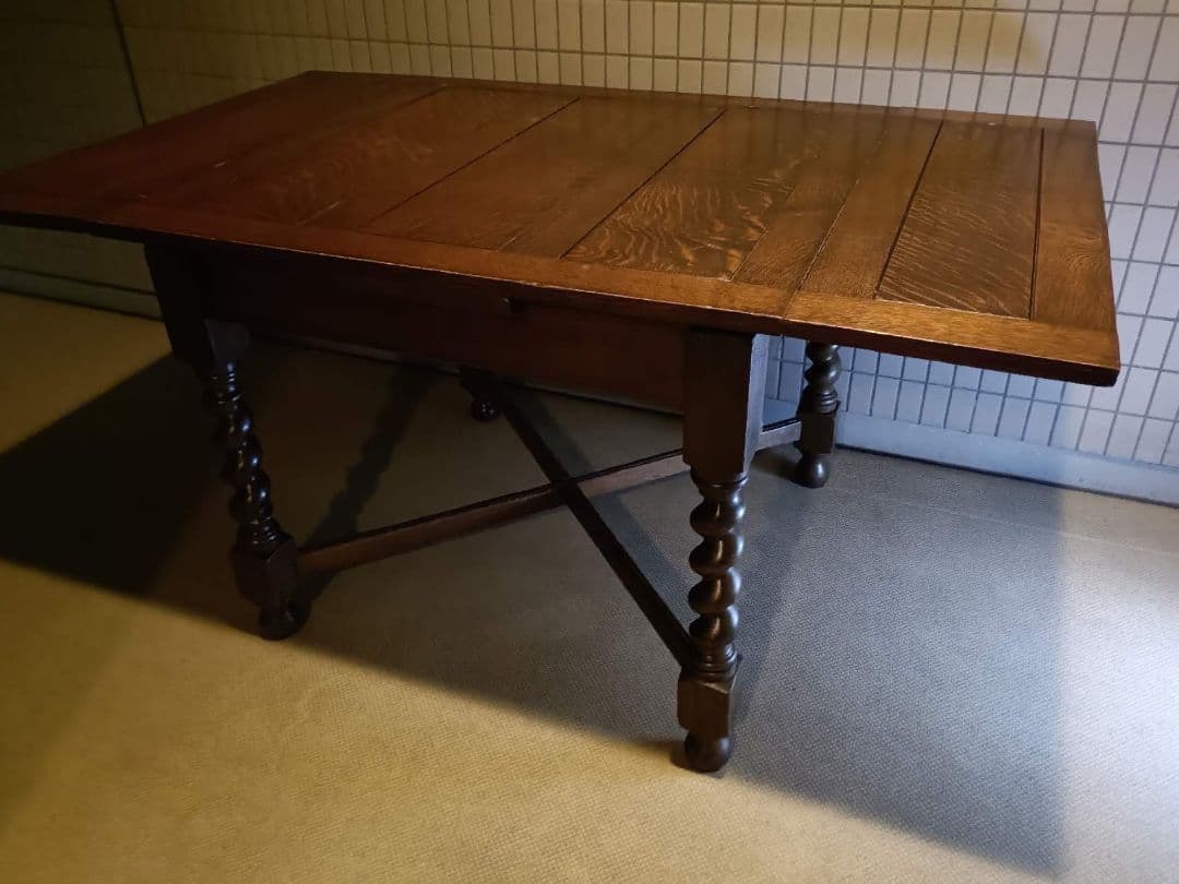Drawleaf Table 伸長式ダイニングテーブル　イギリスアンティーク家具