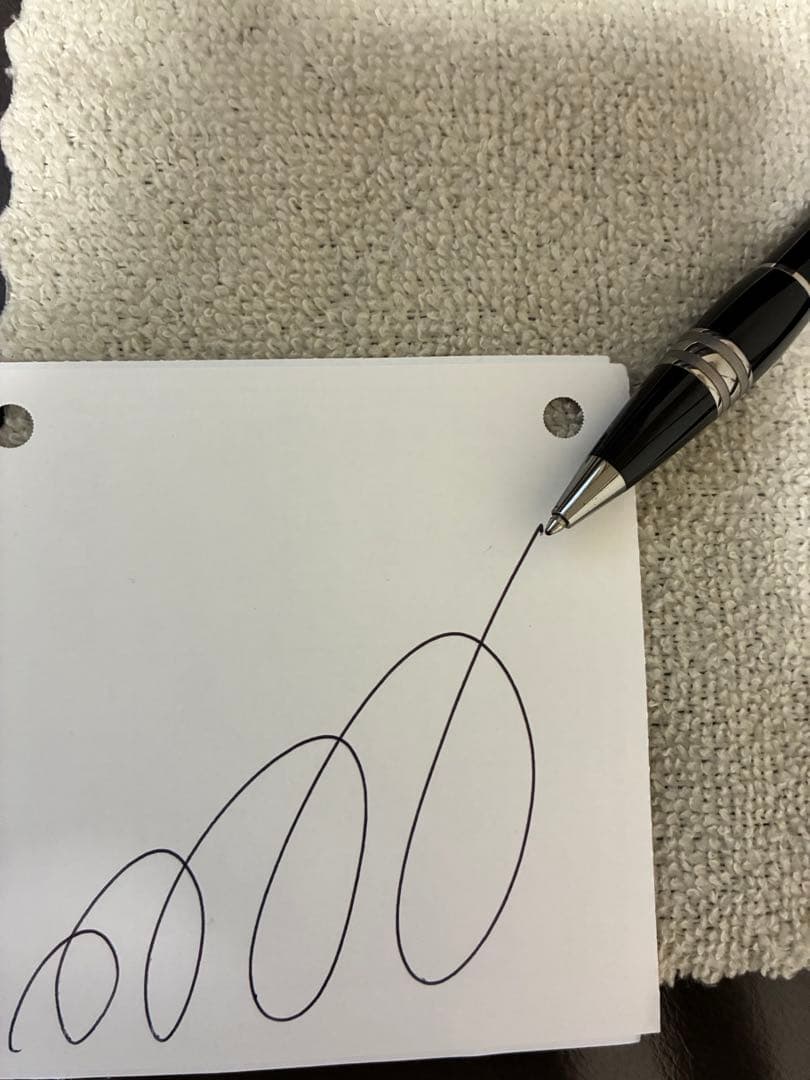 ◾️モンブラン◾️スターウォーカー ボールペン◾️化粧箱、サービスガイド付属◾️筆記良好