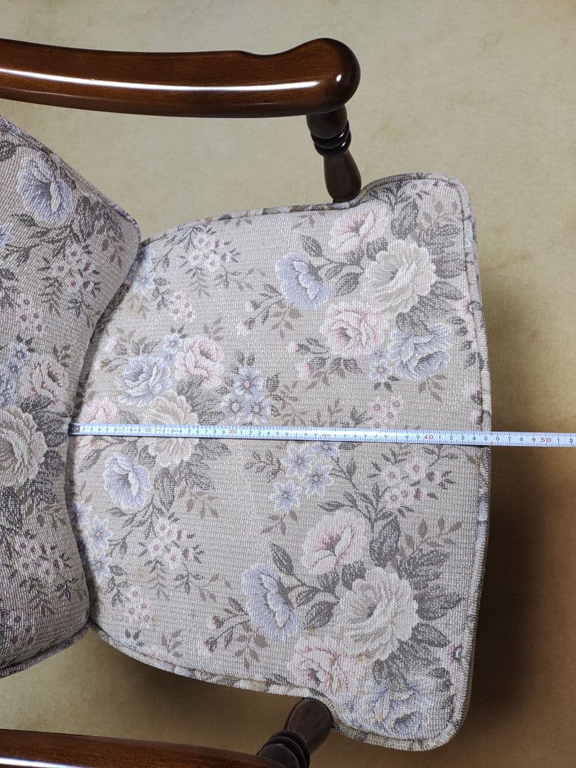 カリモク　アームチェア 花柄　２脚