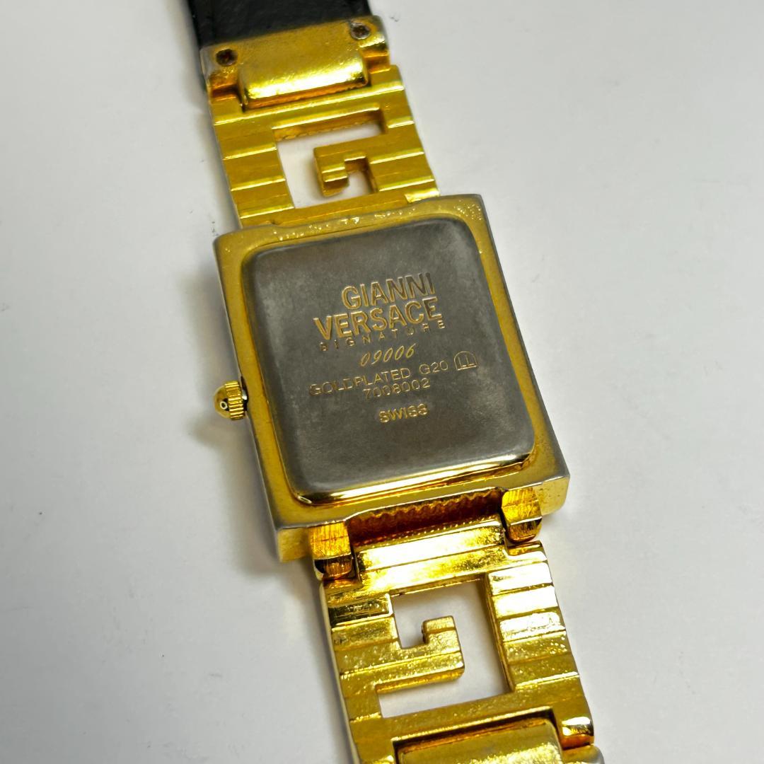 【稼働】VERSACE ヴェルサーチ メデューサ ホワイト/ゴールド文字盤