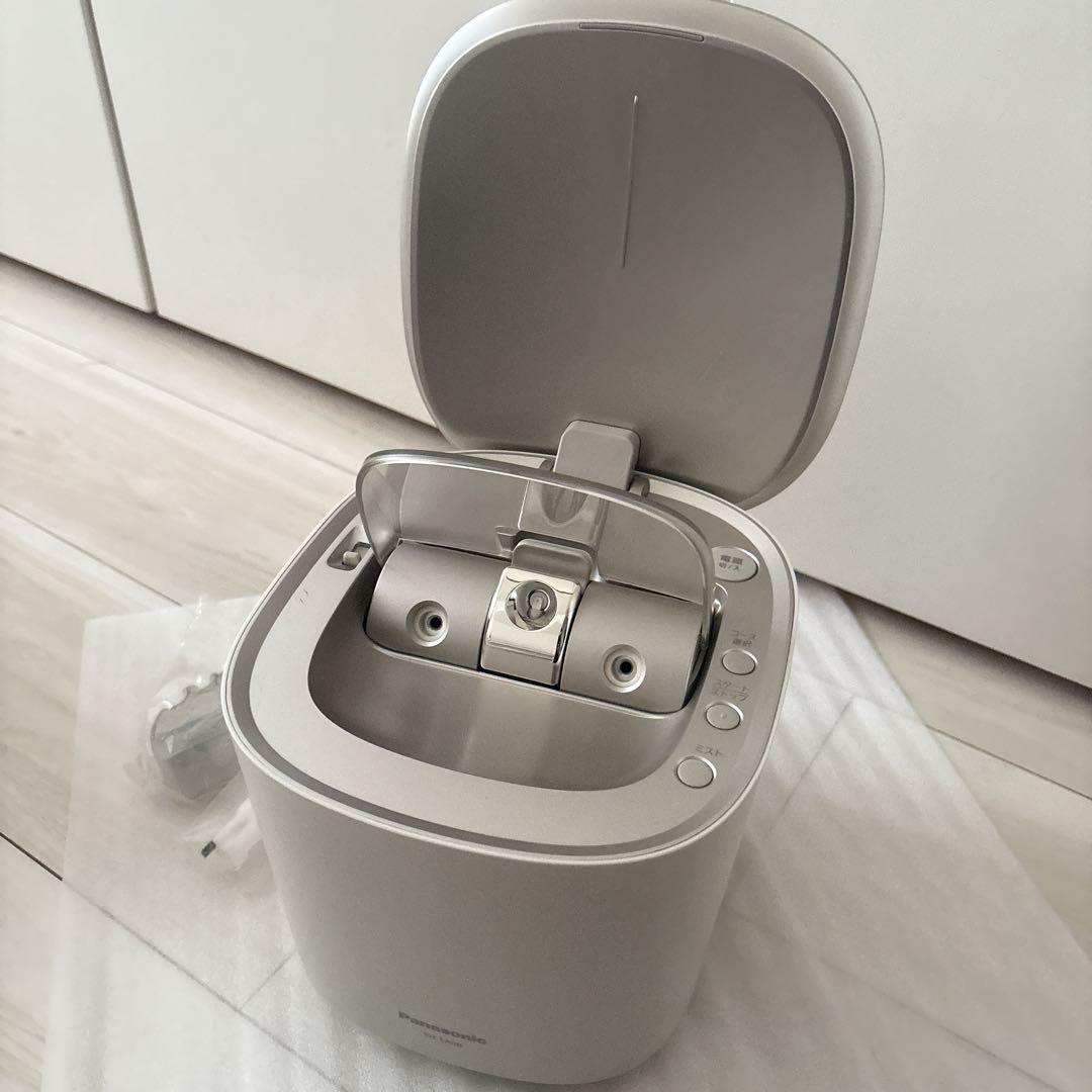 【Panasonic】フェイススチーマー　ナノケア EH-SA0B 箱あり