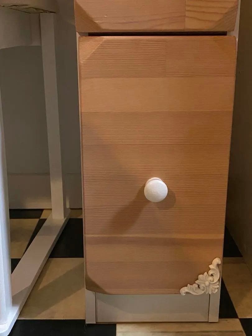 ロココ仕様♦️便利な収納ドレッサー♦️バイカラー♦️チェア＆ライト付♦️送料込