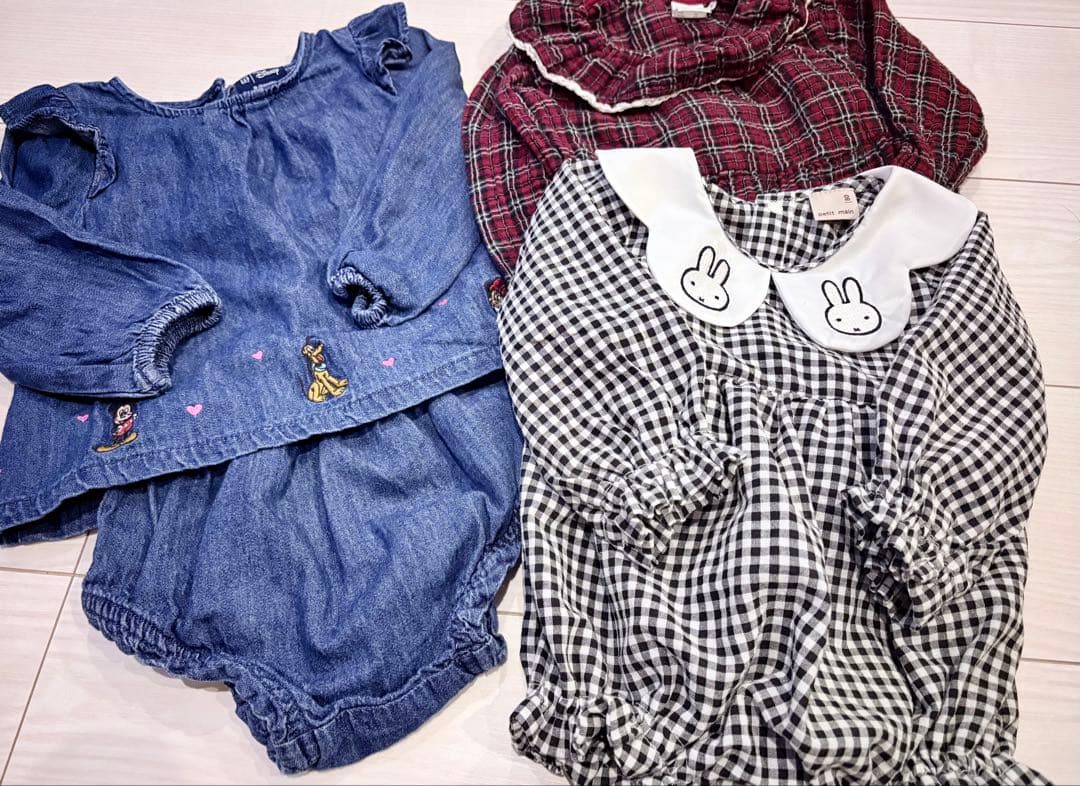 ゆ*◎様 ★新品タグ付多数★ 女の子ベビー服まとめ売り 80 90サイズ 40点