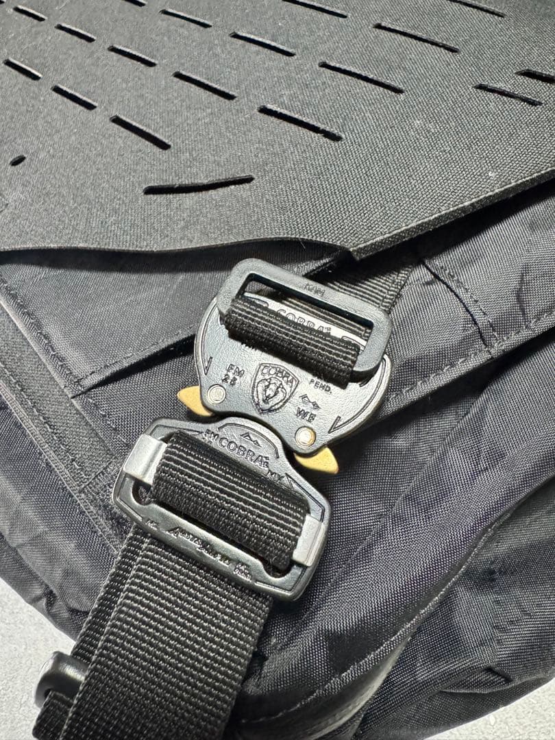 Foxbat Dynamics LEG-01 X-PAC メッセンジャー