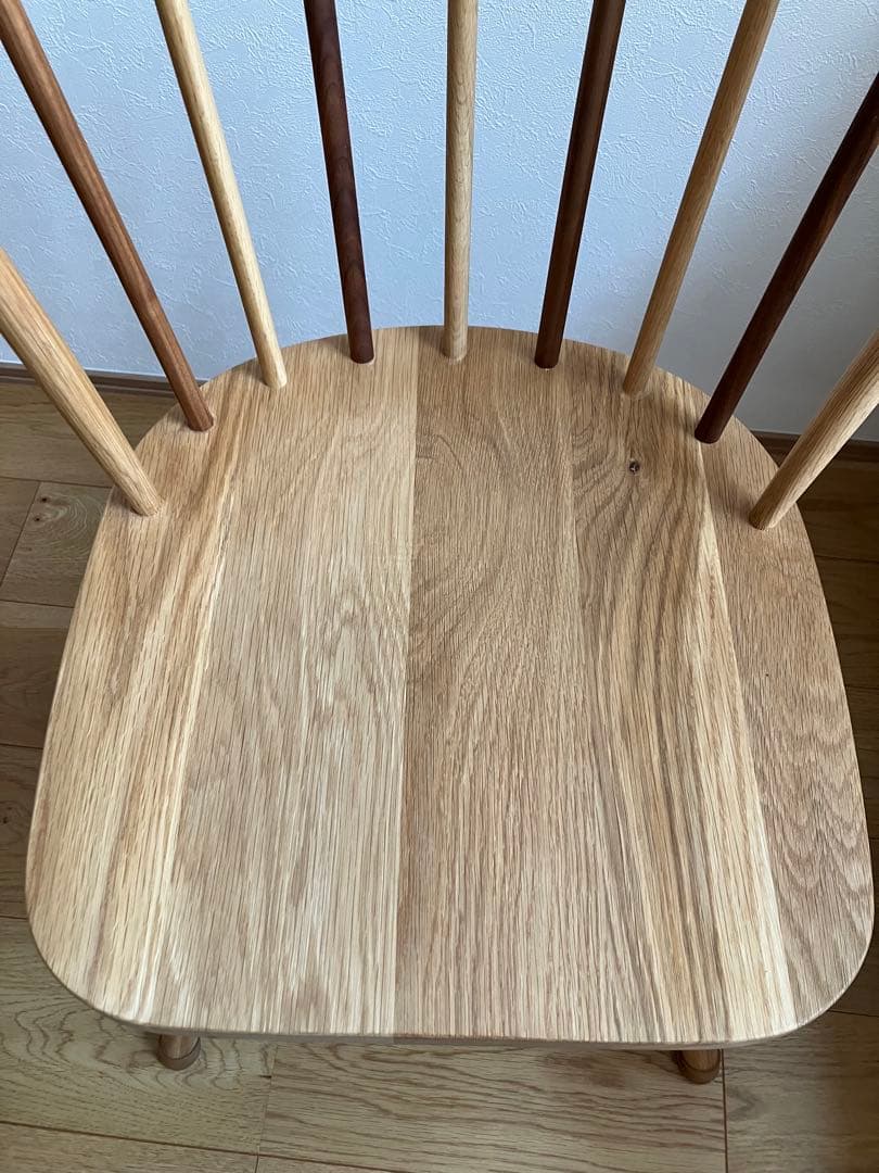 アデペシュ　ハーフラウンドチェア　オーク　ウォルナット　木製　チェア