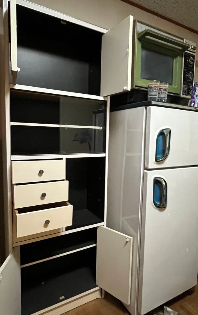 【送料・搬入無料！】アンティーク 食器棚 昭和レトロ