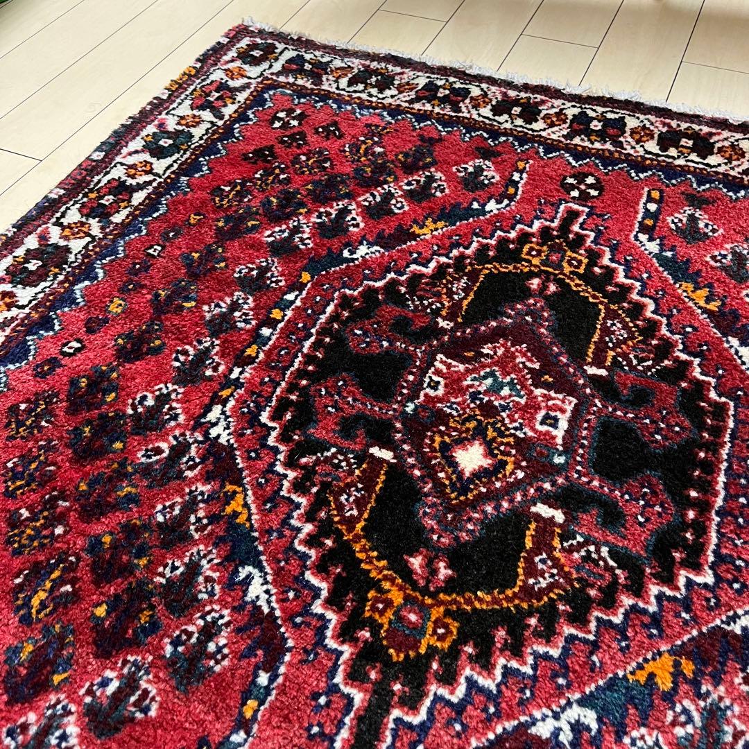 シラーズ　トライバル　ラグ　142×104