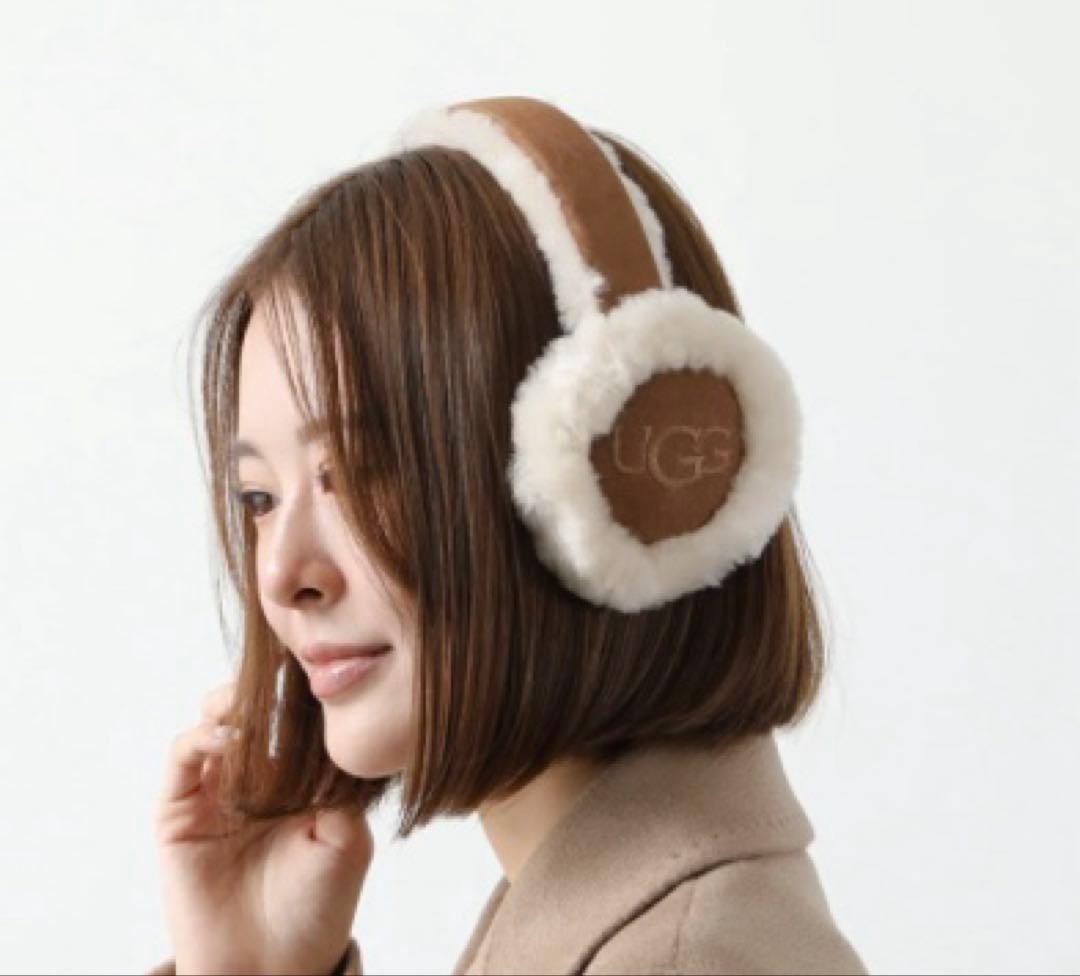 【着用1度のみ】UGG アグ シープスキン エンブロイダリーイヤーマフ　耳当て