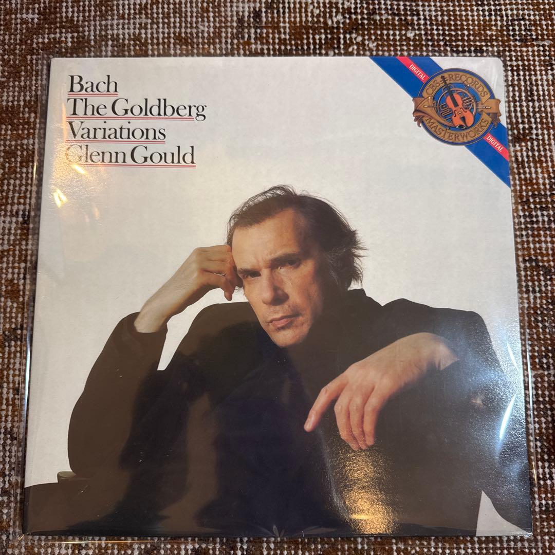 さとしくんさま専用　本1点、レコード7点セット