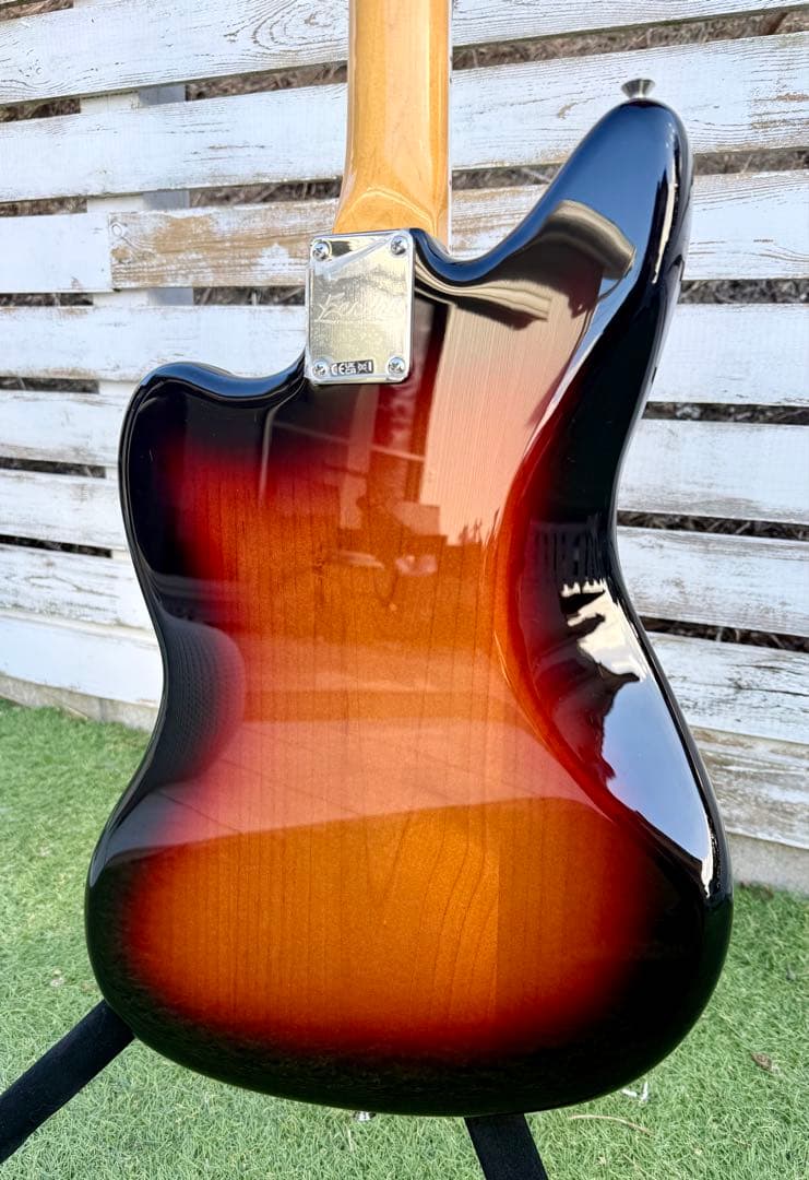 ギター Fender Artist Series  Cobain Jaguar