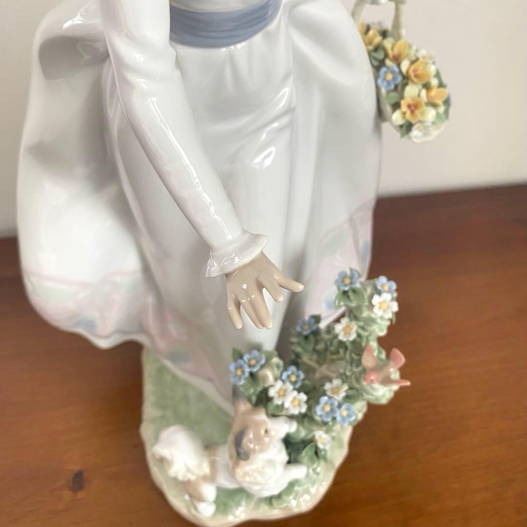 LLADRO リヤドロ 『 女性と犬 』 置物 高さ37㎝ ‼︎