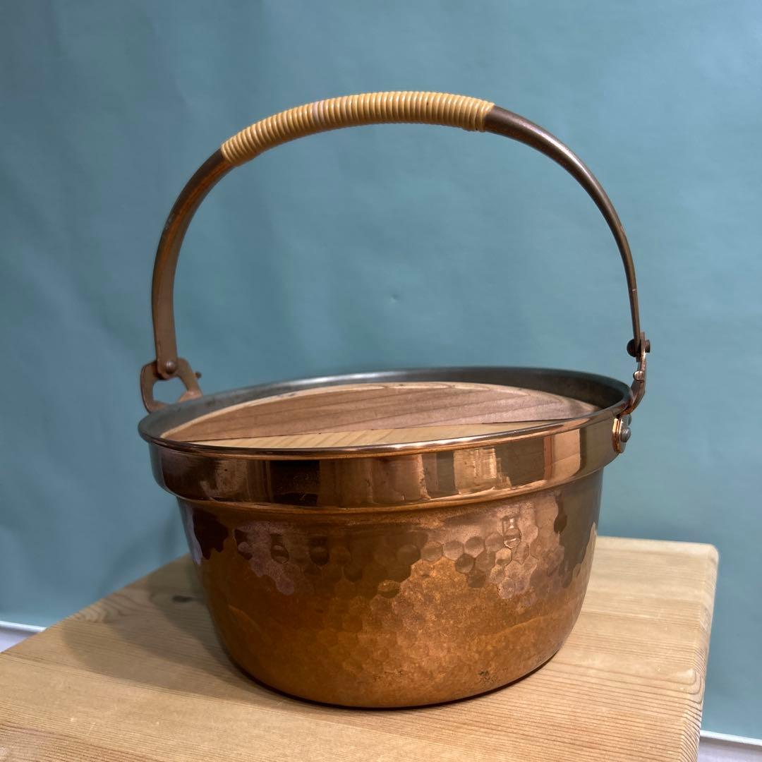 銅鍋　純銅　直径22㎝　木蓋・ツル付き