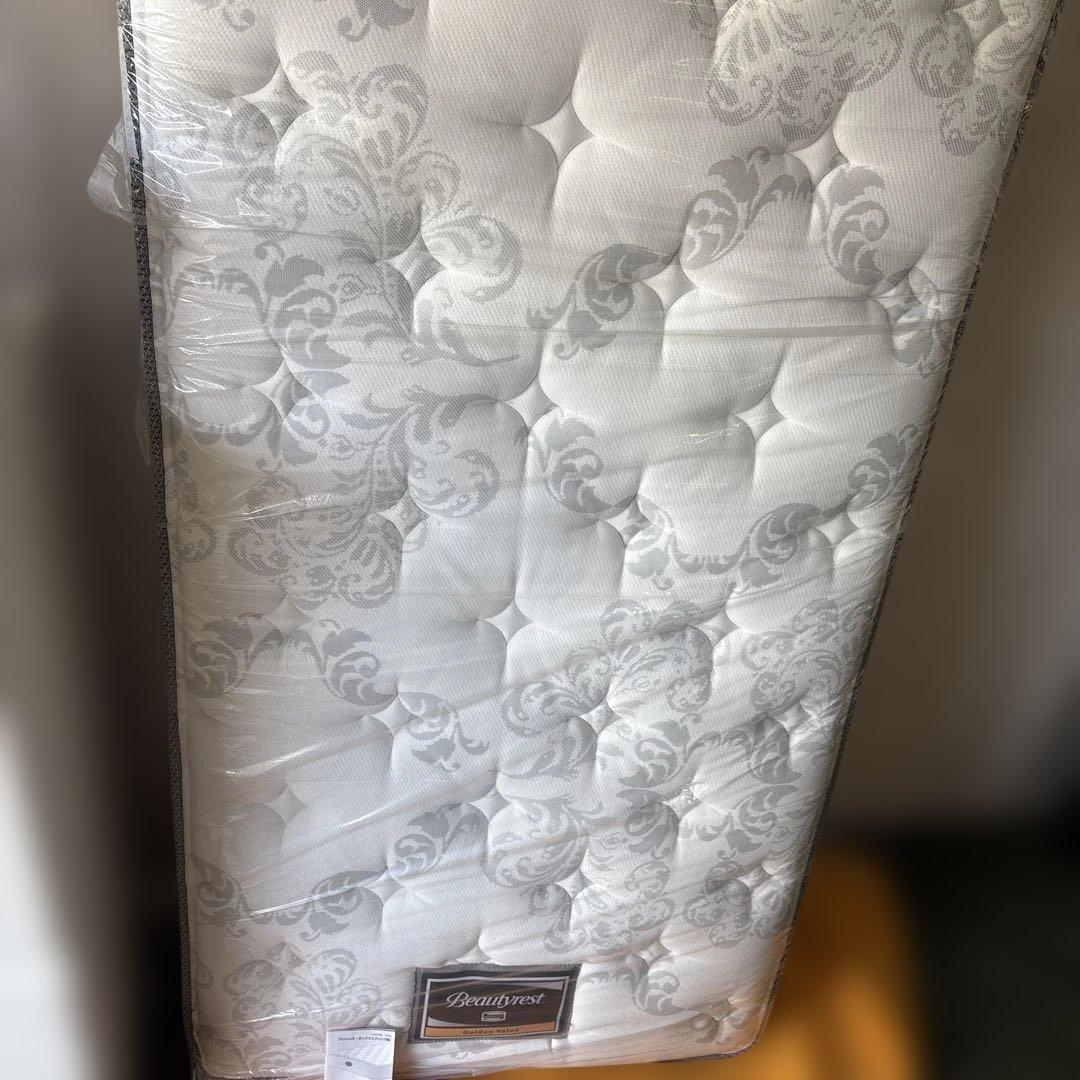 ほぼ未使用Simmons Beautyrest マットレス シングル