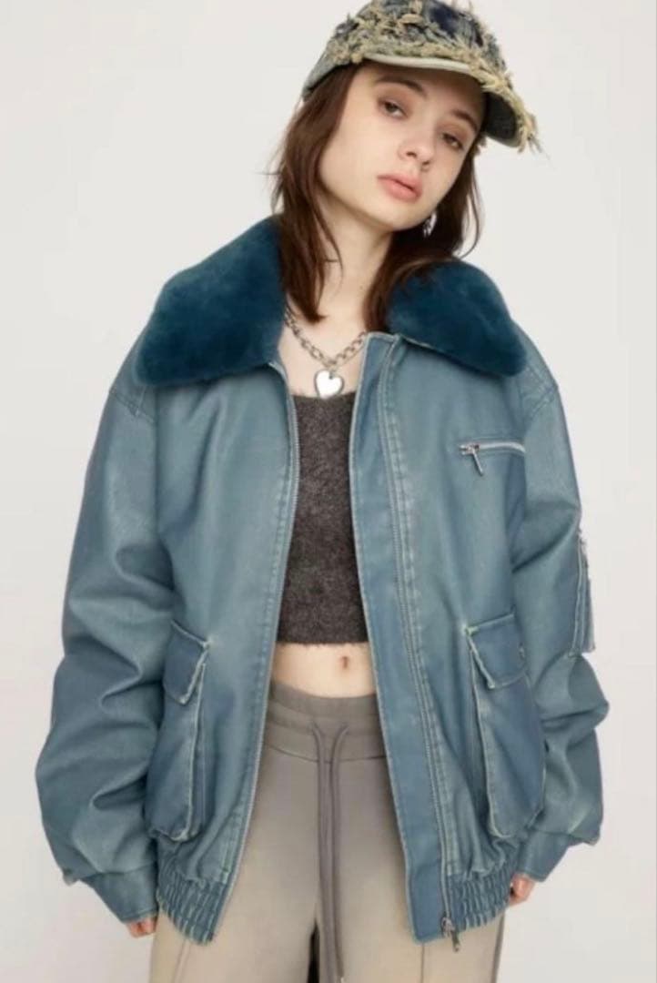 SLY ヴィンテージフェイクレザーブルゾン　ブルー美品♡お値下げ相談のります♪