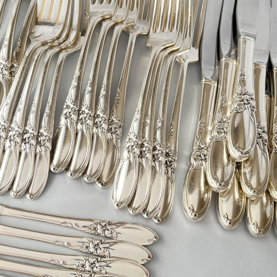 【White Orchid】 ディナーセット 8名用55本 サーバー付