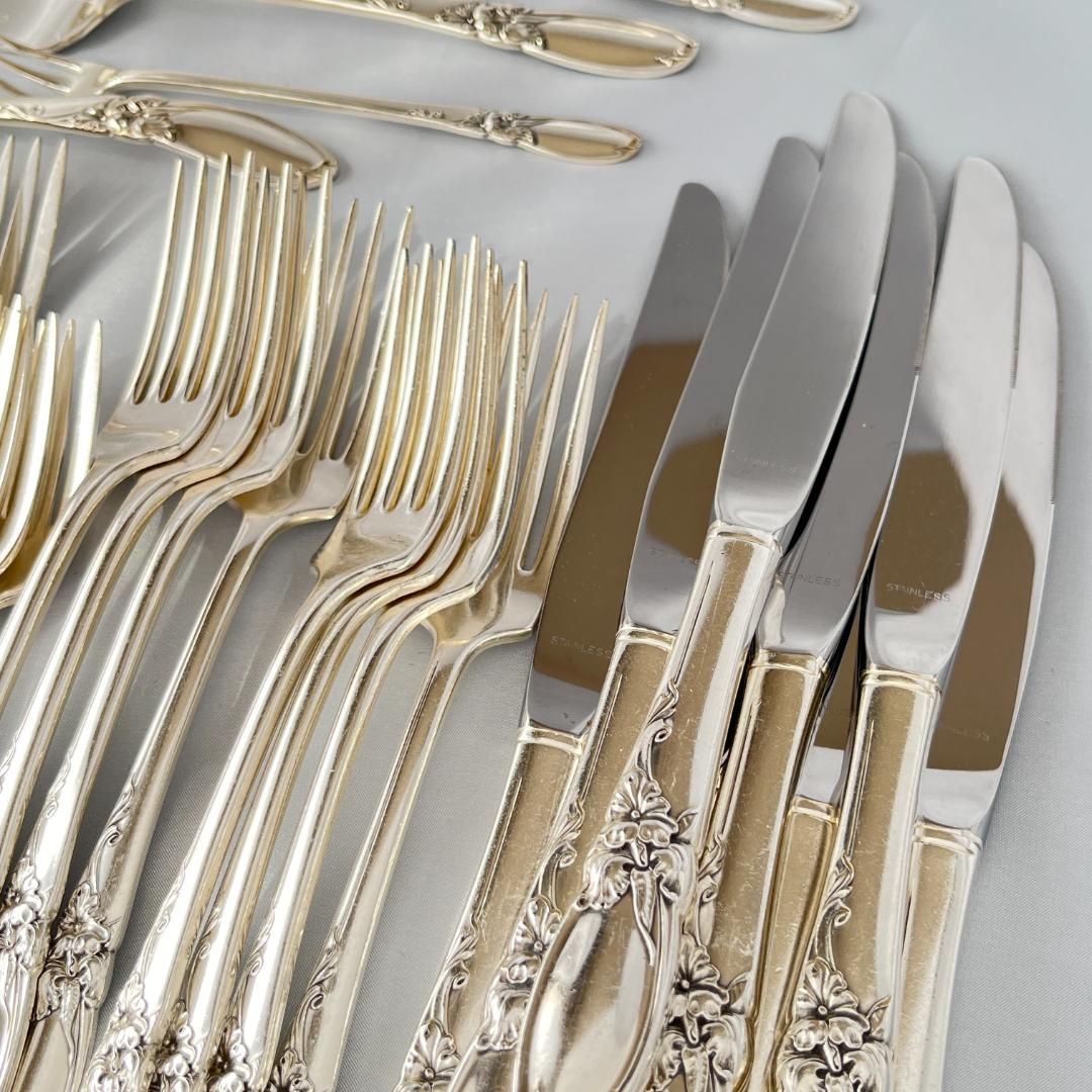 【White Orchid】 ディナーセット 8名用55本 サーバー付