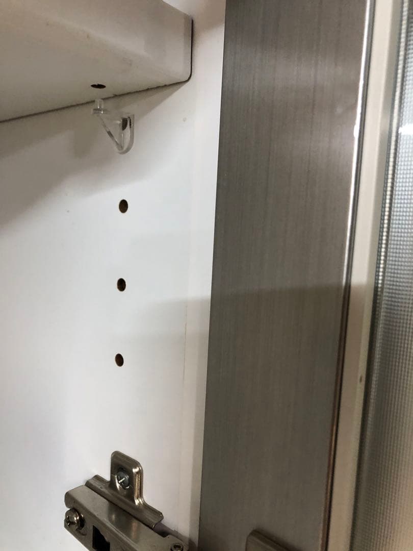 〈手渡し料金＠兵庫県加東市〉スタイリッシュな食器棚　 　ユーアイ アガペー