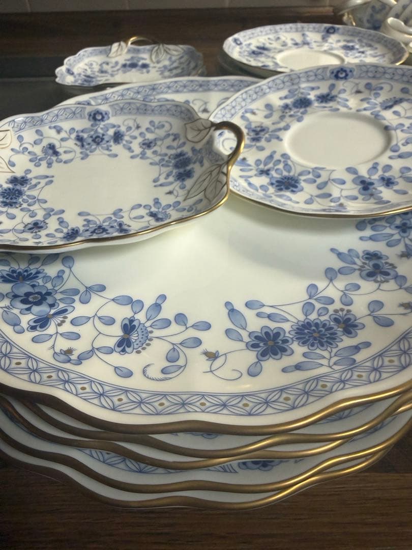 Mなんと全20枚セット！日本最高級ナルミNARUMI あともう一口も込み