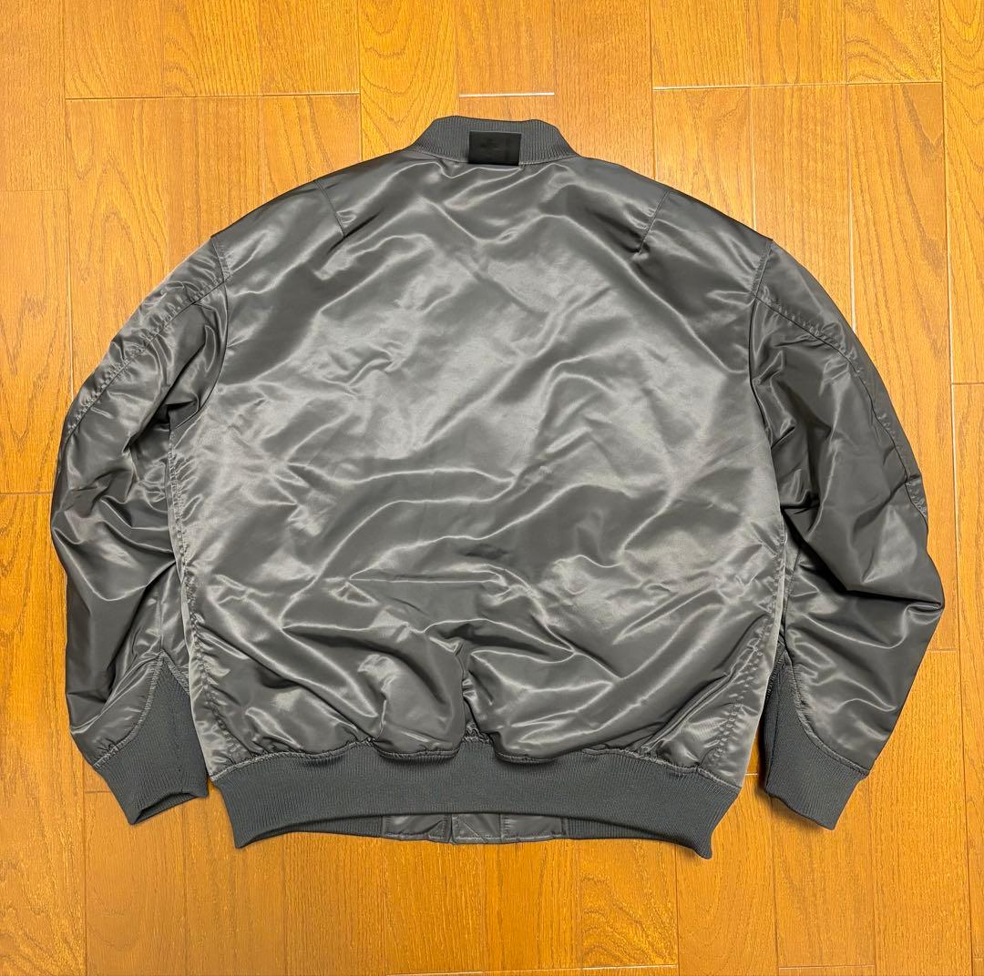 ユニクロ +J ハイブリッドダウンオーバーサイズMA-1 グレー Lサイズ