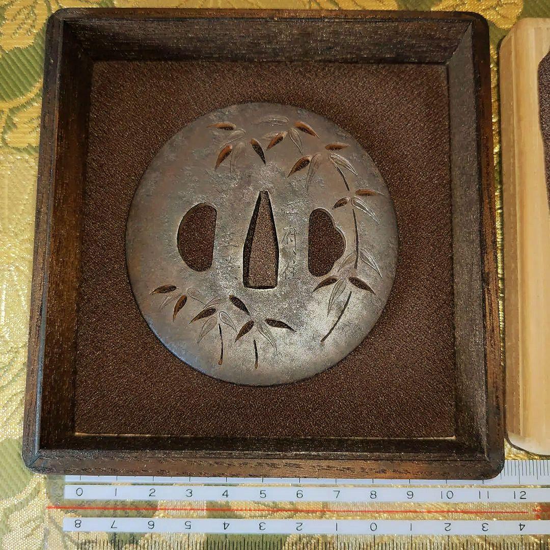 【最終価格】美術刀剣 鐔　在銘入　桐匣入