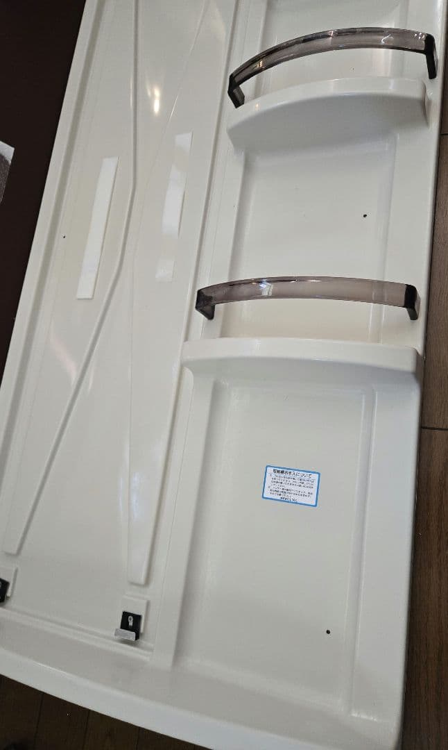 LIXIL YR-612G 本体のみ　ミラー部分おまけ　浴室キャビネット　棚