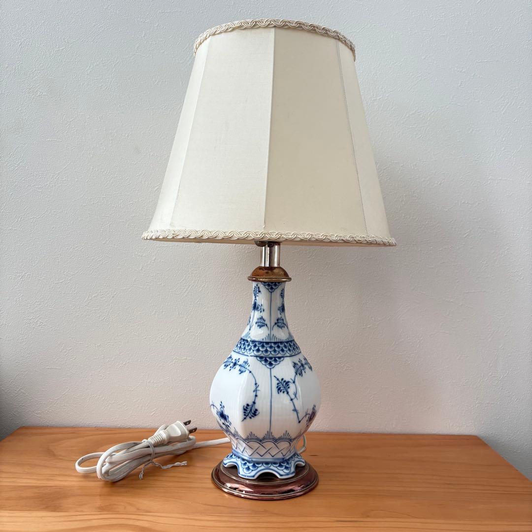 ロイヤルコペンハーゲン ブルーフルーテッド フルレース ヤマギワ照明