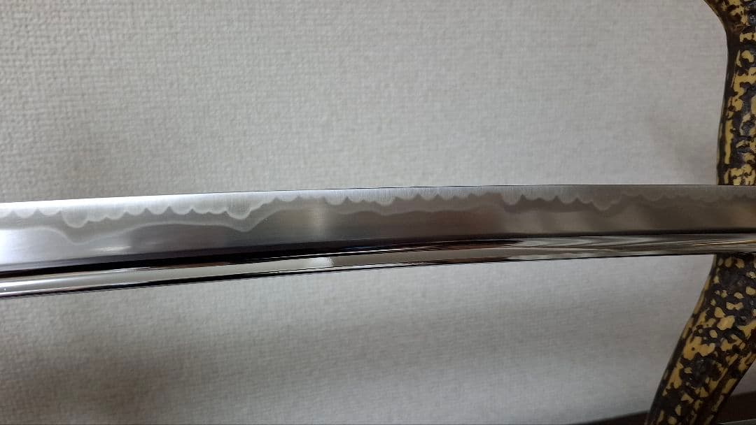 【高級居合刀】柄26cm本牛革巻 刀身2尺4寸5分 鍔元から鋒まで76.5cm