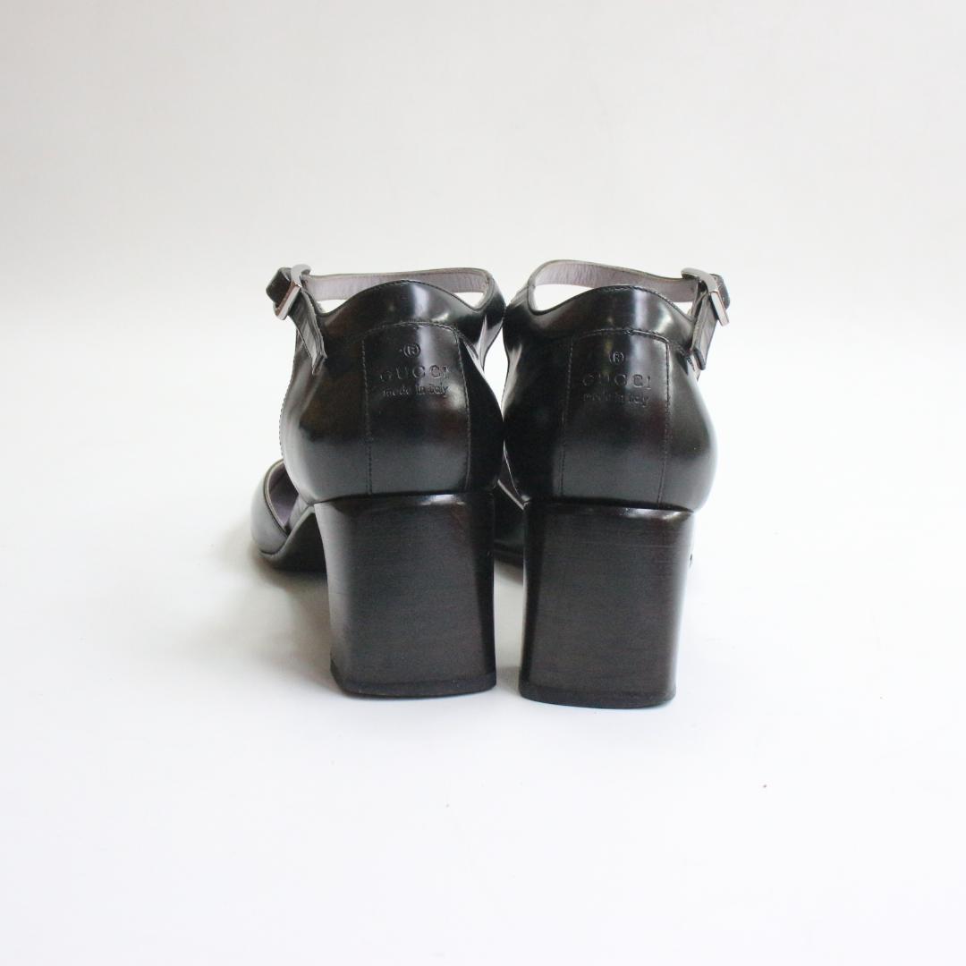 GUCCI ブラック アンクルストラップ パンプス 101 0282