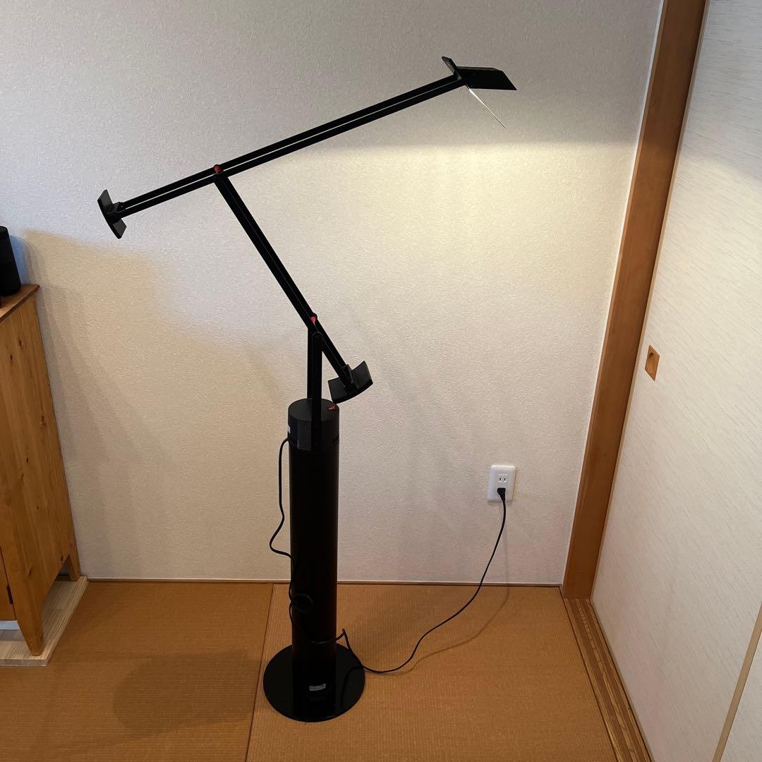 ヤマギワ アルテミデ TIZIO スタンド付き