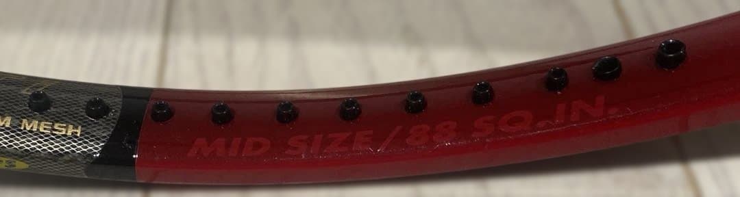 ヨネックス　元祖赤ラケRDTI70 MID 名機