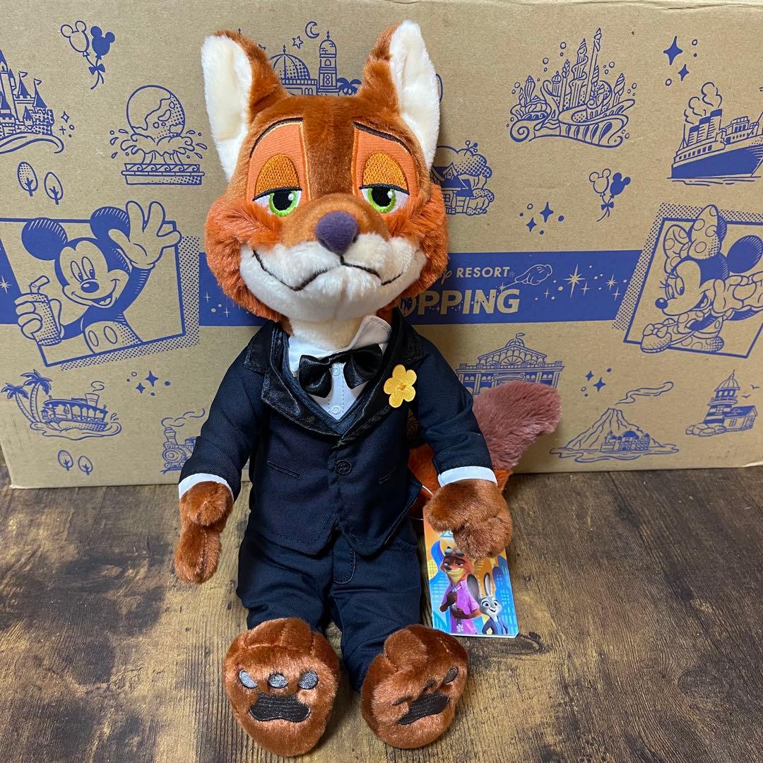 ディズニーストア ニック・ワイルド ぬいぐるみ フォーマル ズートピア2