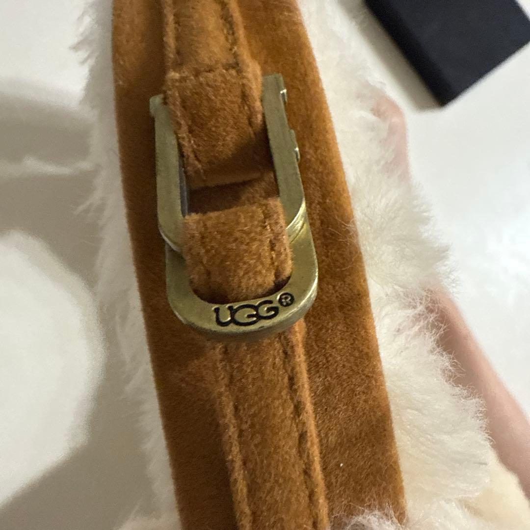 UGG アイボリー ファー耳あて