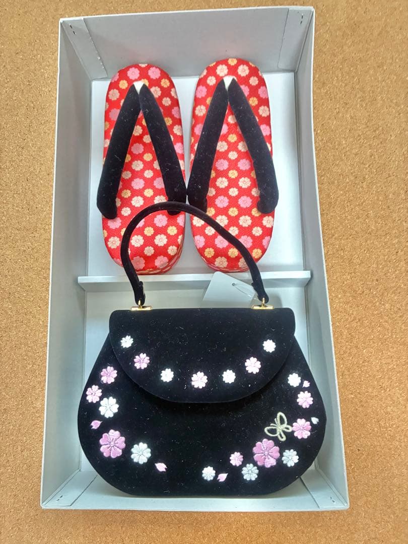 新品未使用　　乙葉、小町キッス　ブランド　七歳七五三 女の子 着物 フルセット