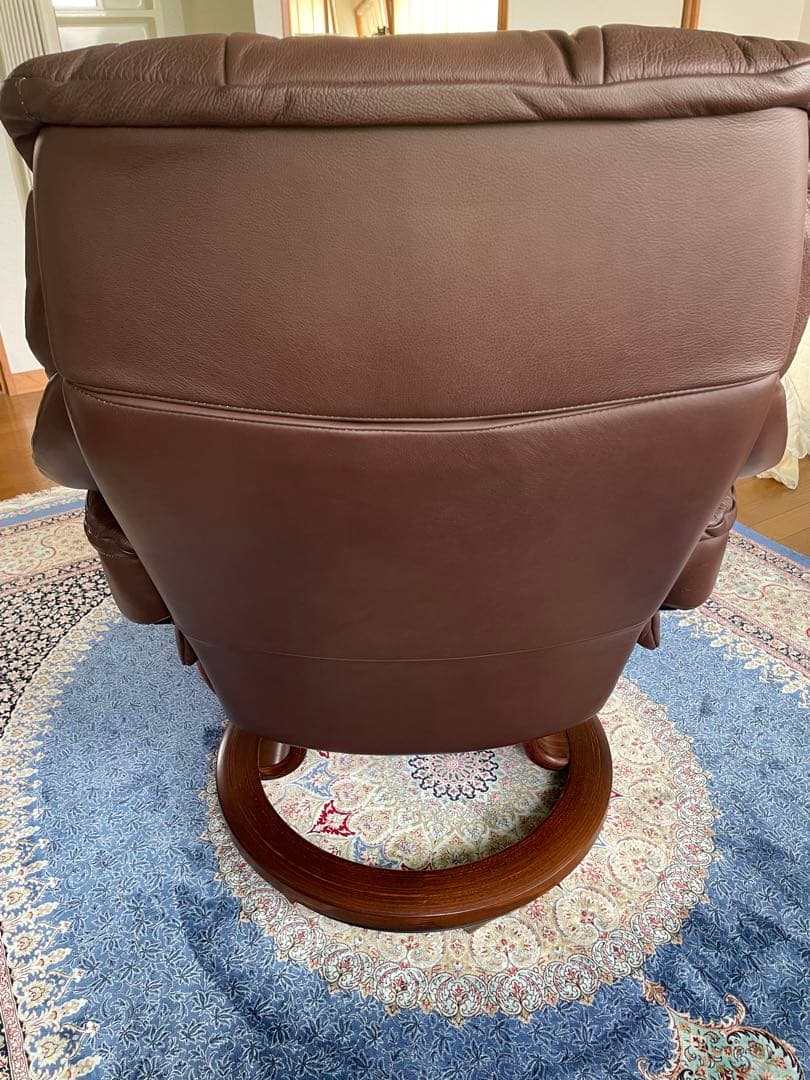 さ*に様 エコーネス　ストレスレスチェア　レノ　ノブレス革　約45万