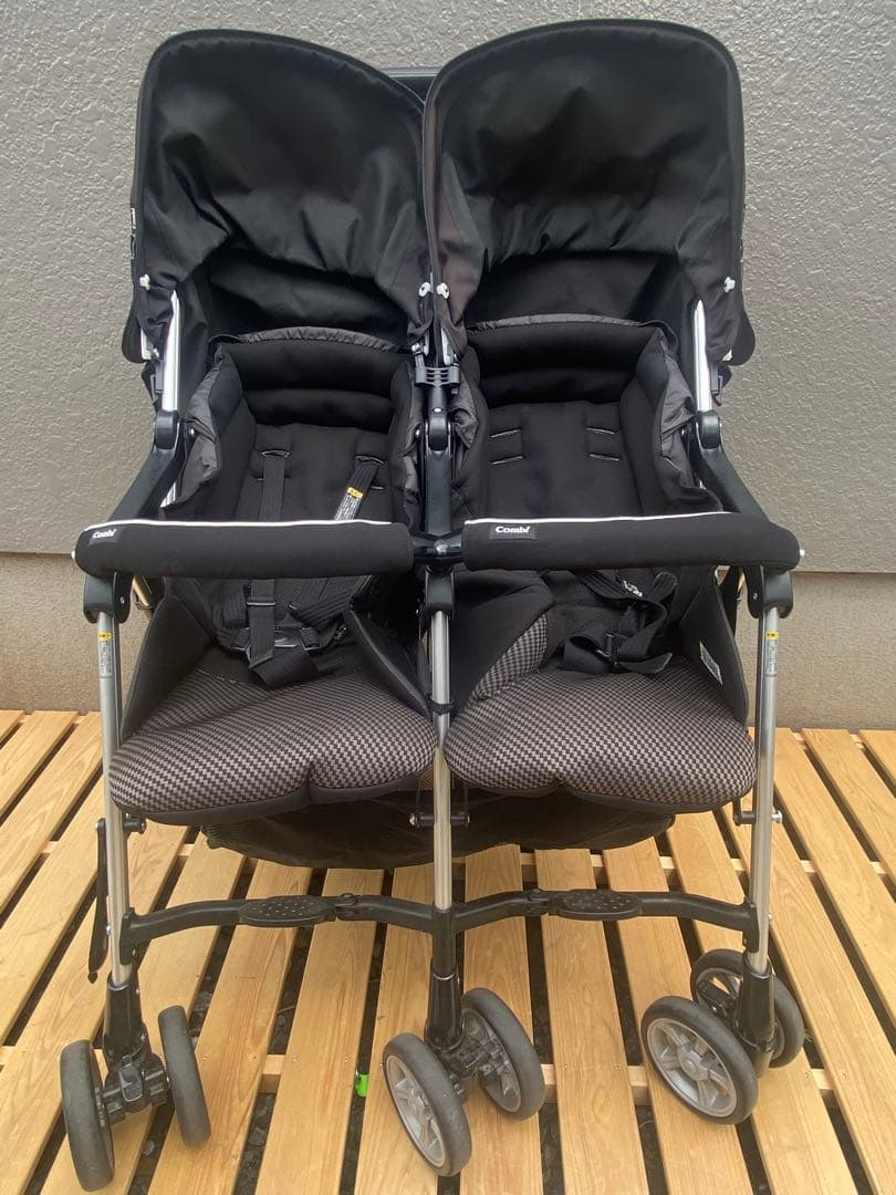 【美品】Combi コンビ ツインスピン GC 2人乗り ベビーカー 双子 兄弟