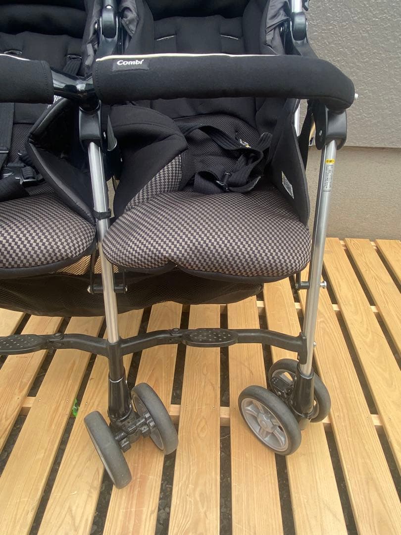 【美品】Combi コンビ ツインスピン GC 2人乗り ベビーカー 双子 兄弟