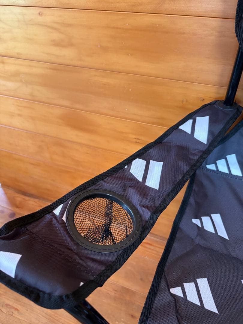 adidasアウトドアチェア