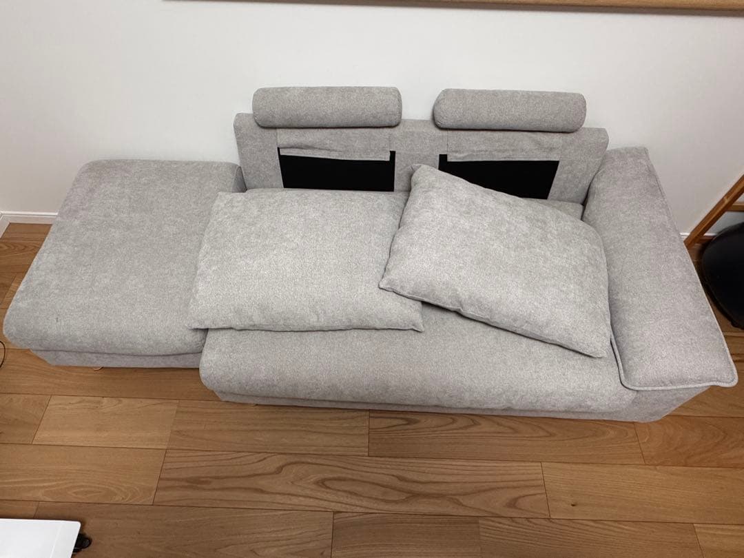 ライトグレー ファブリック 2人掛けソファ