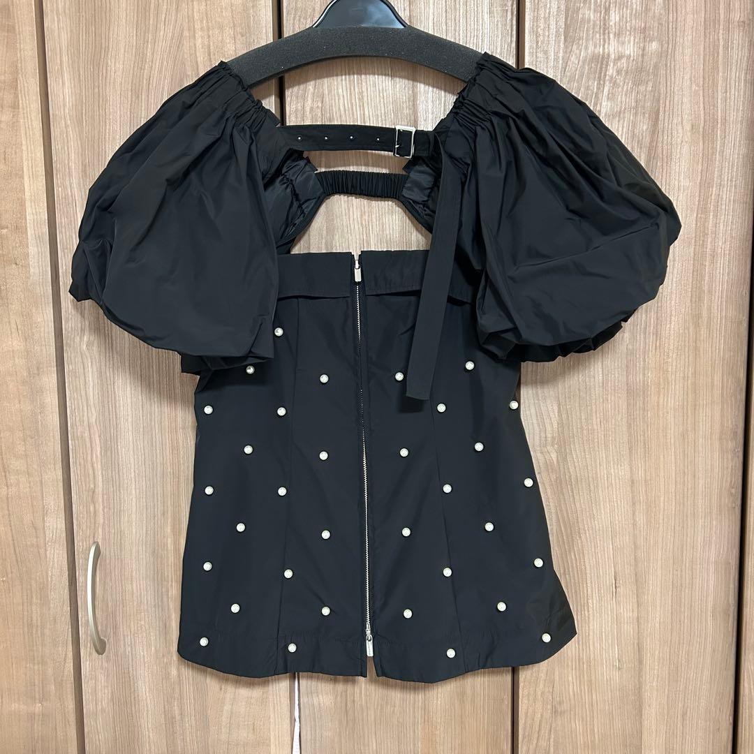 Pearl Volume Sleeve Topsパールボリュームスリーブトップス