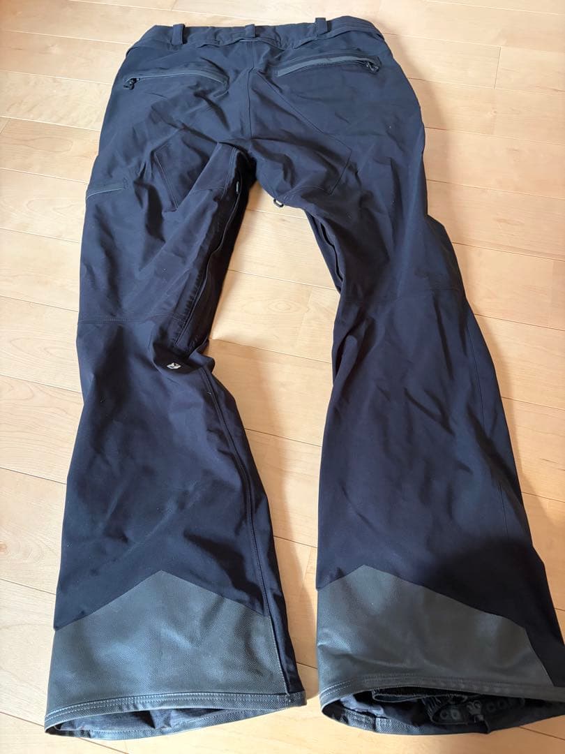 volcom Gore-Tex パンツ　Lサイズ