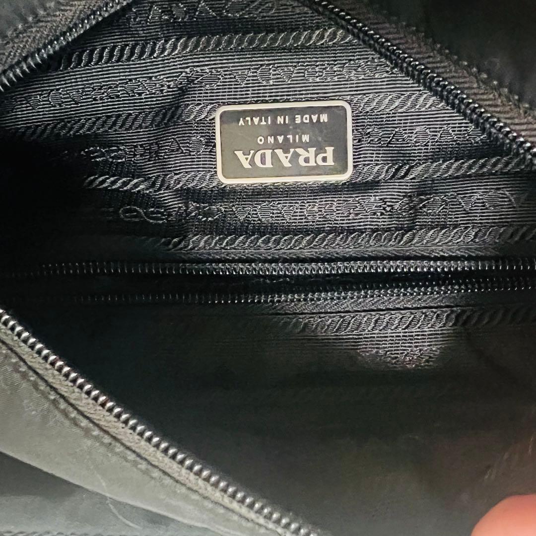 PRADA ナイロン トートバッグ ブラック 三角ロゴ　イタリア製